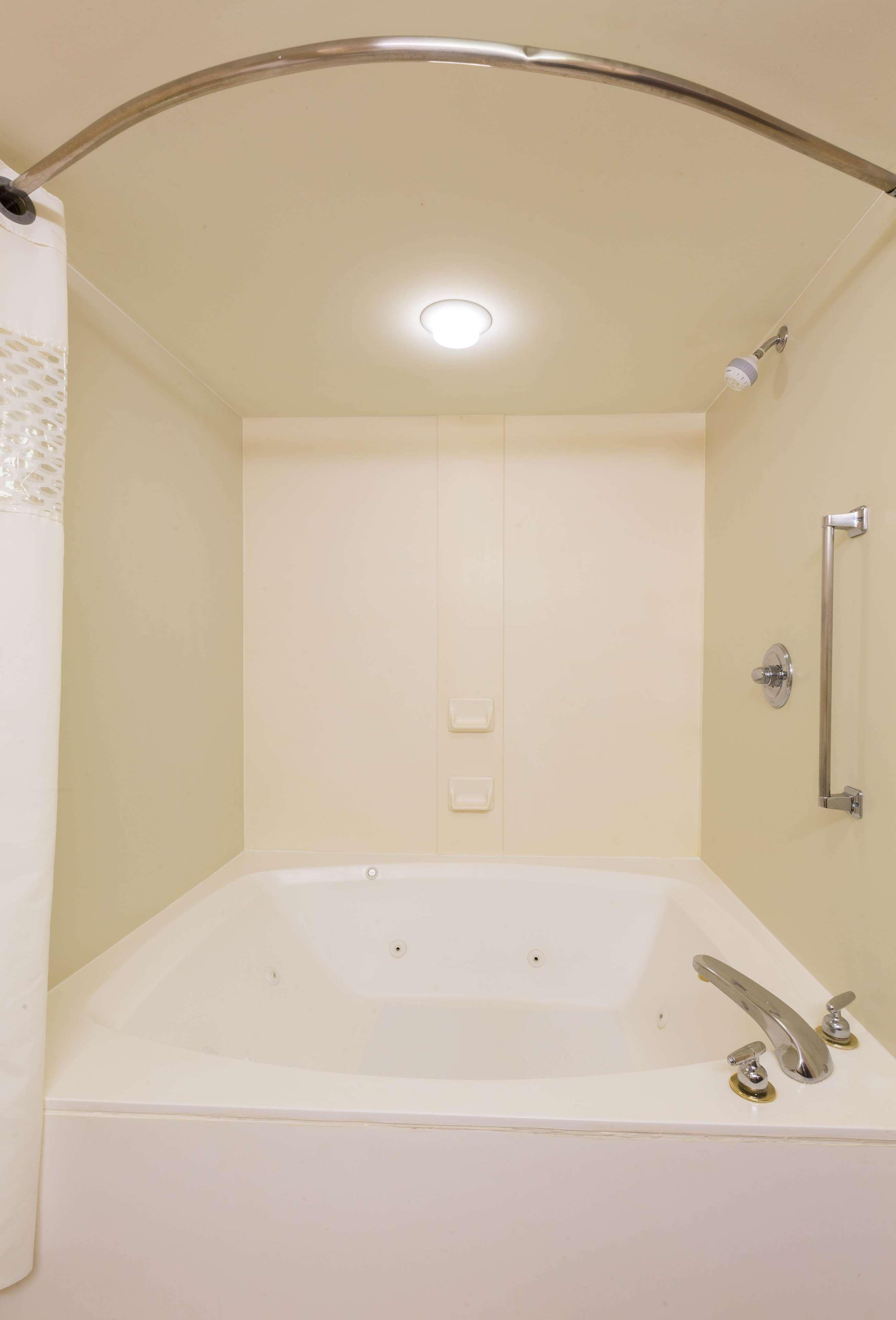 Hampton Hotel 3*