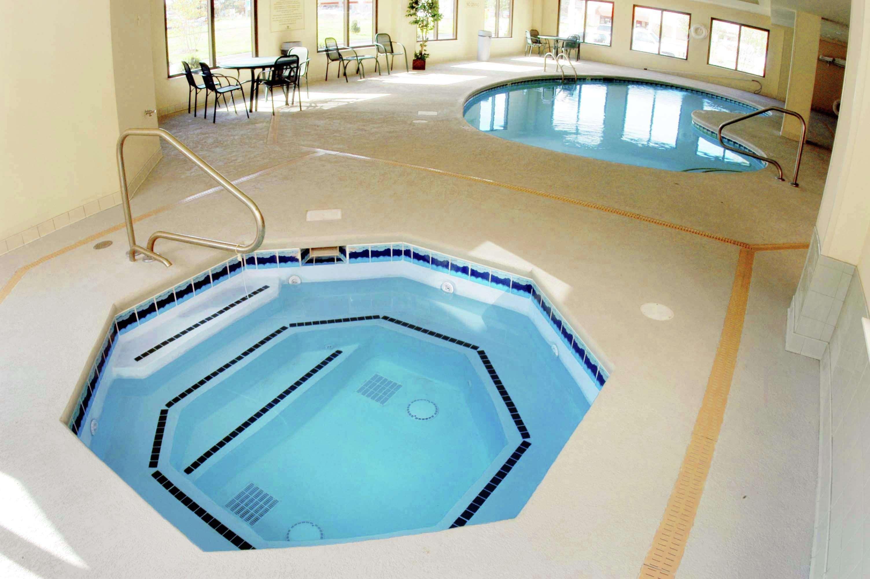 Hotel Hampton 3*