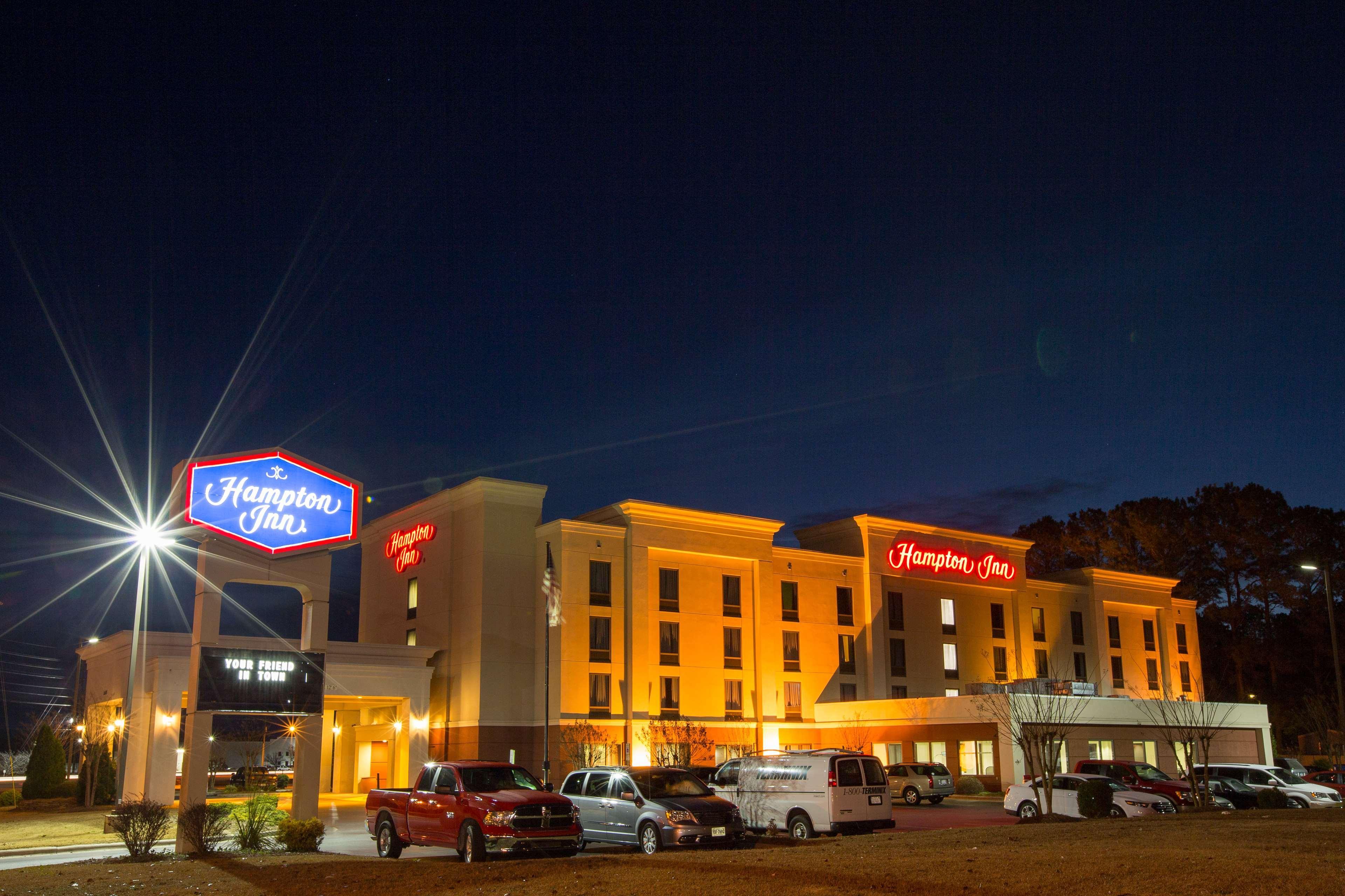 Hampton 3*