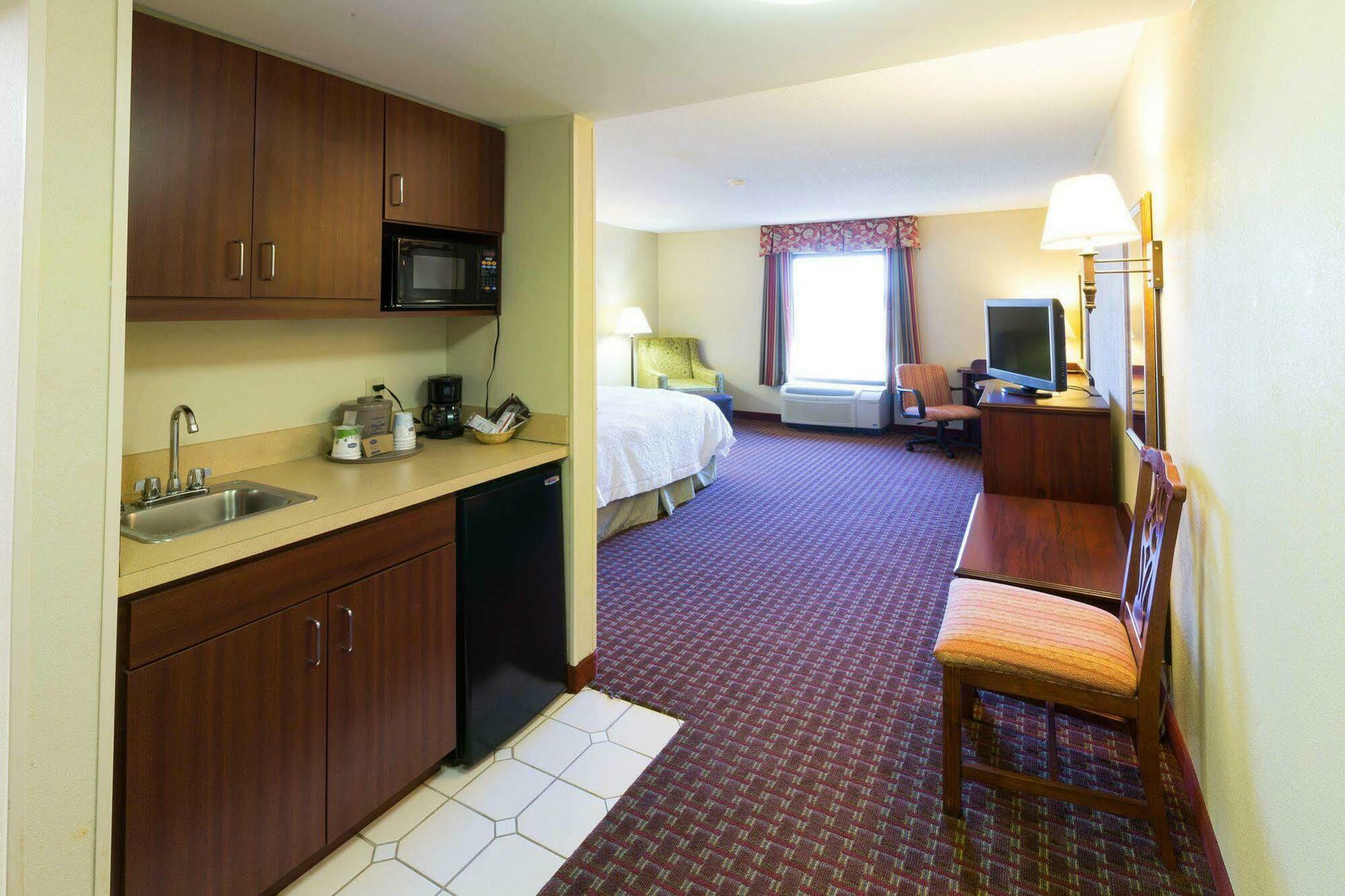 Hotel Hampton